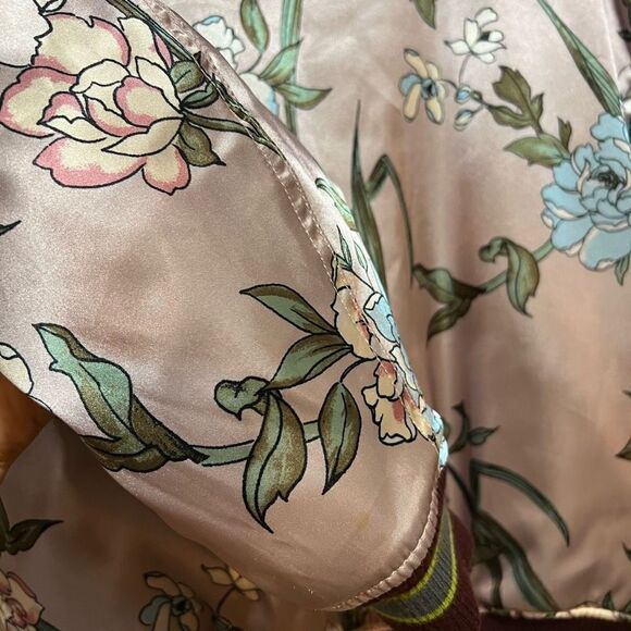 Urban Outfitters Floral Satin Brocade Bomber Jacket Sm Faux Fur Mauve - Picture 8 of 9